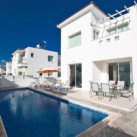 Avra Villas Паралимни Экстерьер фото