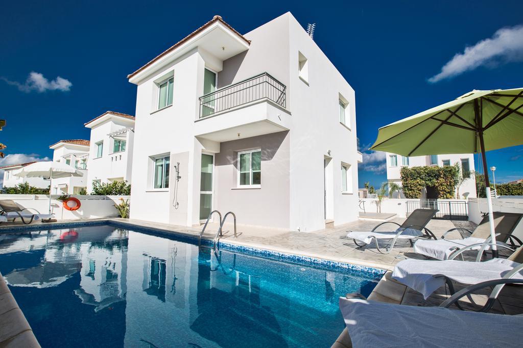 Avra Villas Паралимни Экстерьер фото