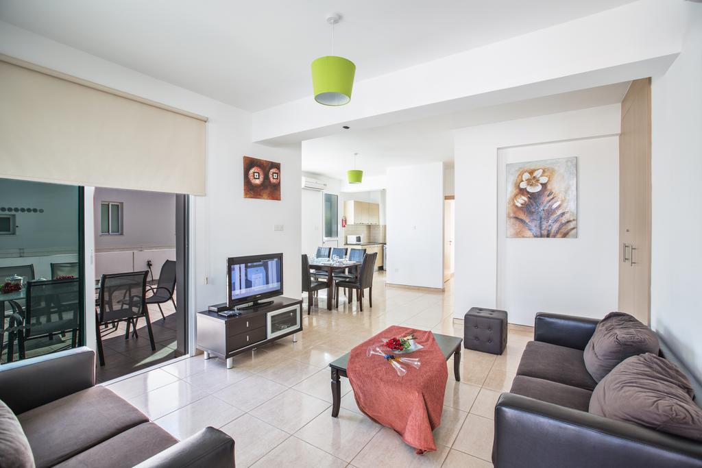 Avra Villas Паралимни Номер фото
